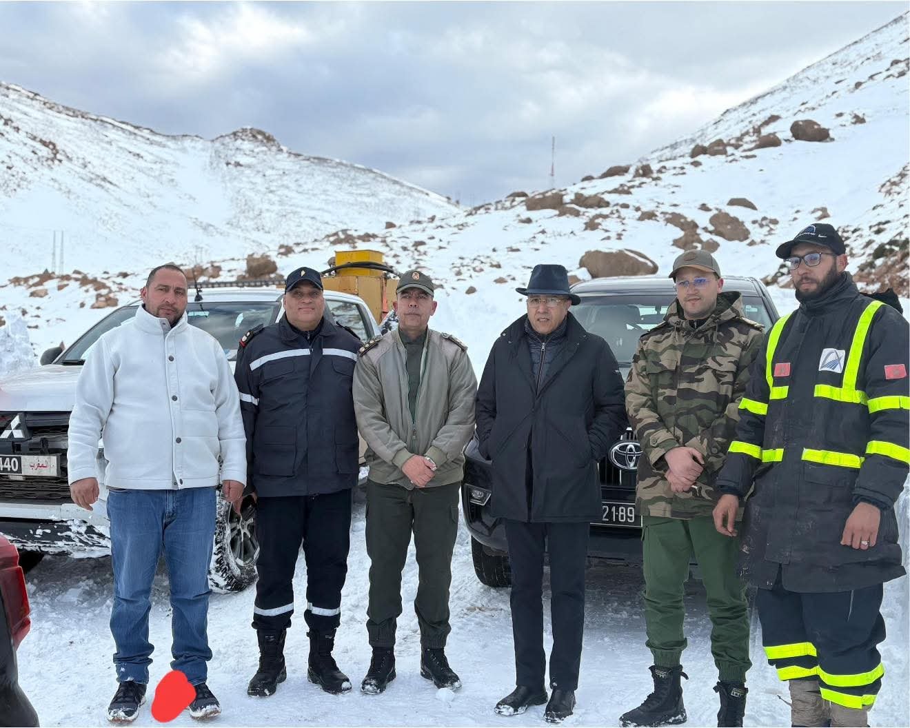 تنغير: عامل الإقليم يقود ميدانياً عمليات فتح المسالك الطرقية المتضررة من التساقطات الثلجية