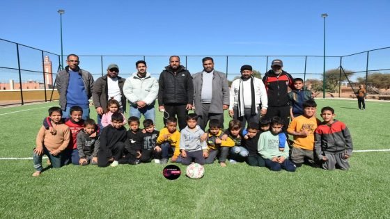 ملاعب كرة القدم بالعشب الاصطناعي بتنغير.. رهان تنموي لتأطير شباب الإقليم