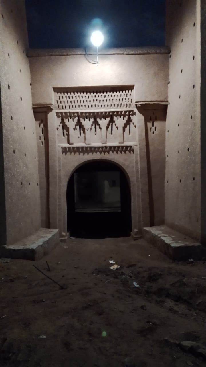 تنغير: من الترميم إلى الإنارة.. مبادرات مدنية تعيد الاعتبار للقصر القديم بجماعة آيت الفرسي